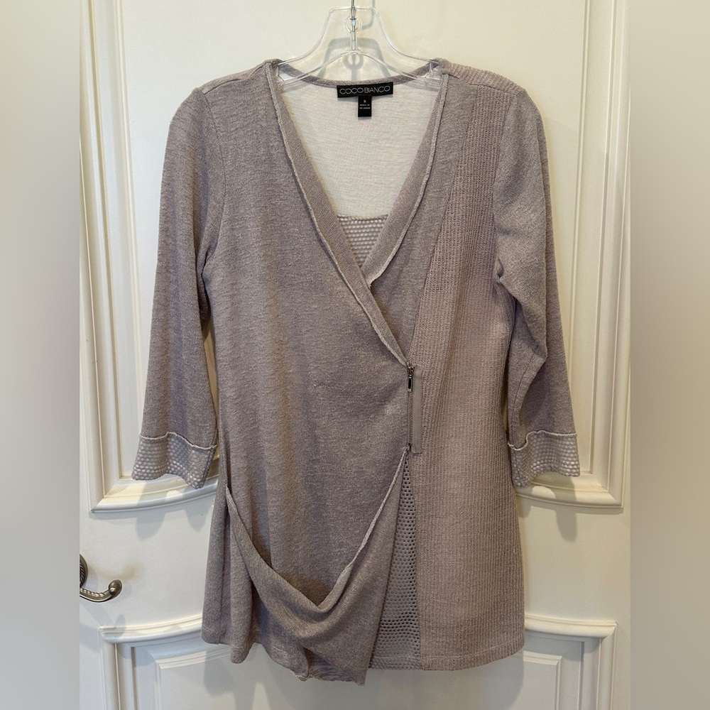 Coco Bianco Gray Textured Top